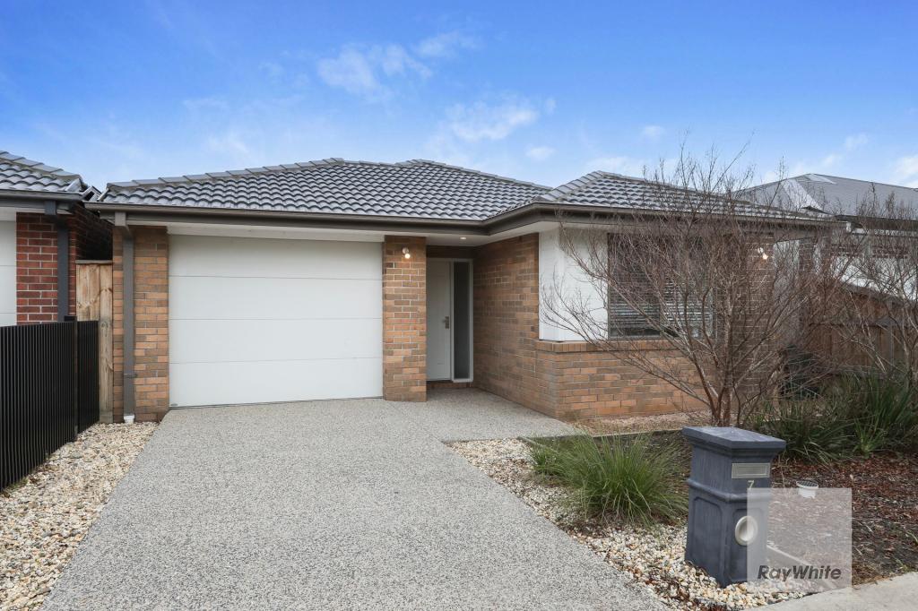 7 Henna Ave, Greenvale, VIC 3059