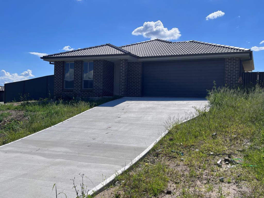 1 Cliffdale Pl, Kootingal, NSW 2352