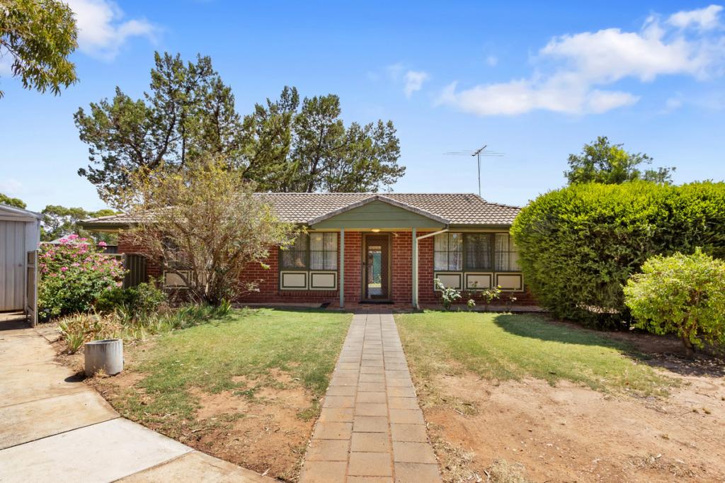 11 WOODALL CT, WILLASTON, SA 5118