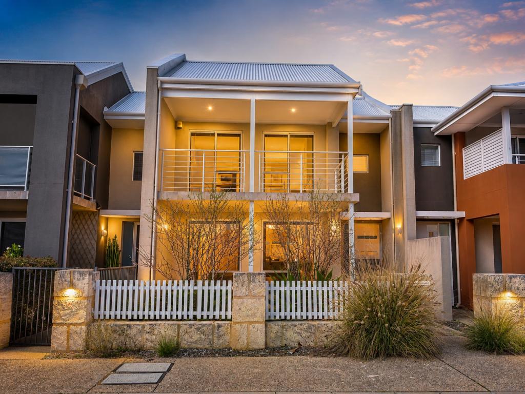 58 Congenial Loop, Atwell, WA 6164