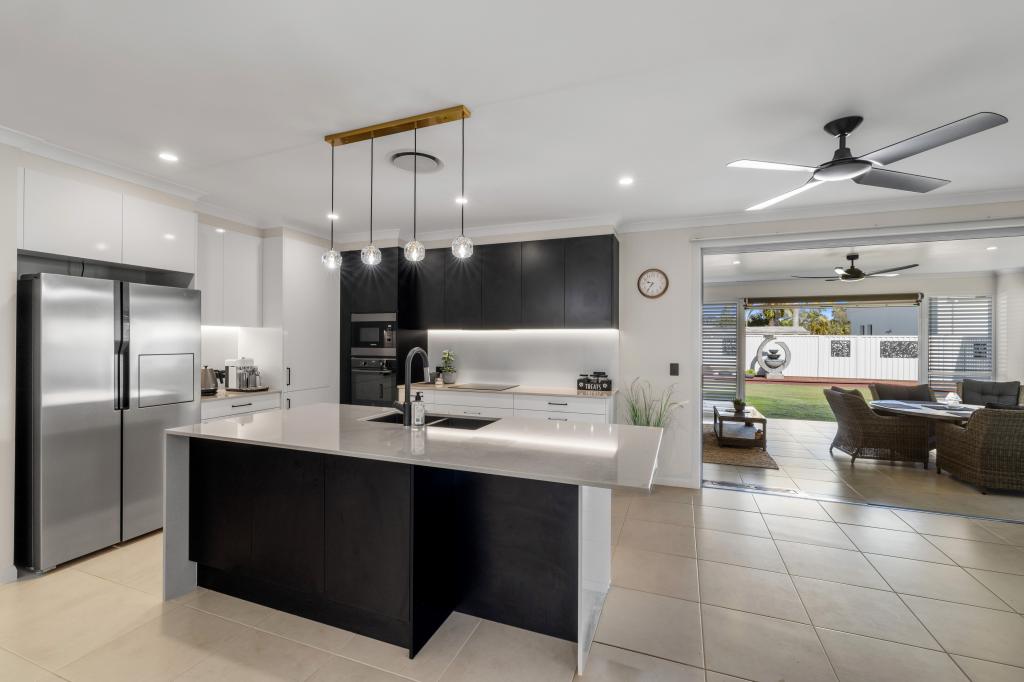 7 Annabelle St, Pelican Waters, QLD 4551