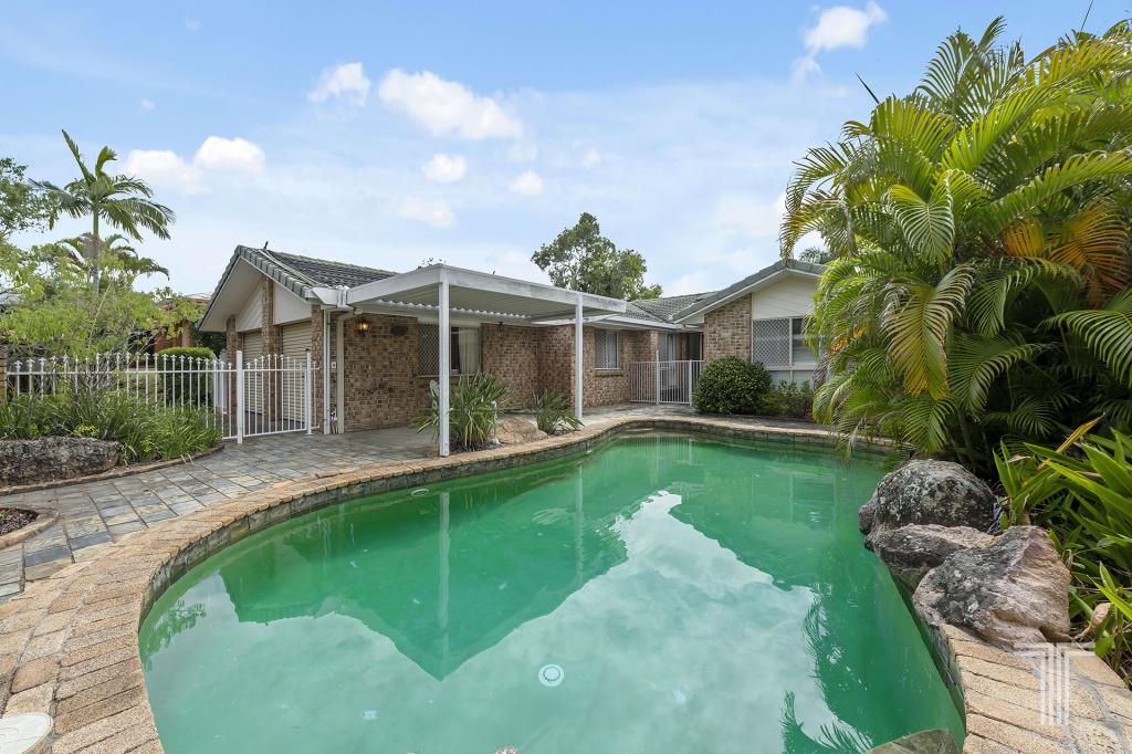 93 Scrub Rd, Carindale, QLD 4152