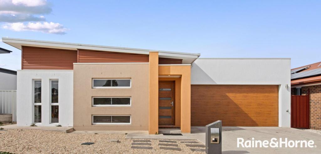 48 Bellhouse Cres, Moncrieff, ACT 2914