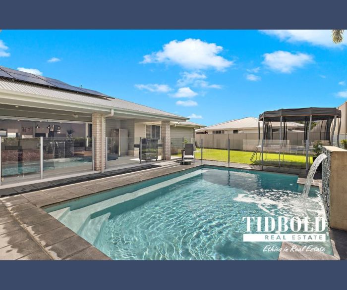 Contact Agent For Address, Redland Bay, QLD 4165