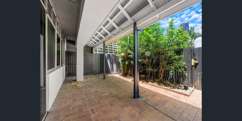 U4/67 St Paul, Spring Hill, QLD 4000
