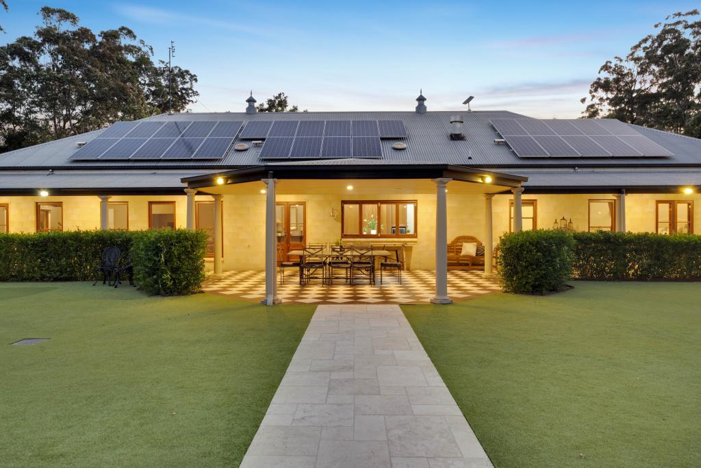 142 Mary River Rd, Cooroy, QLD 4563