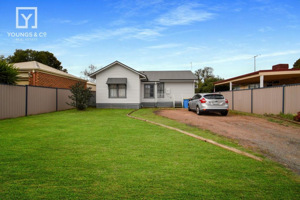 60 Carr Cres, Mooroopna, VIC 3629