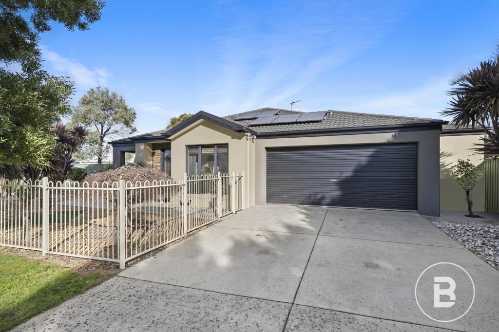 19 Lowry Cres, Miners Rest, VIC 3352