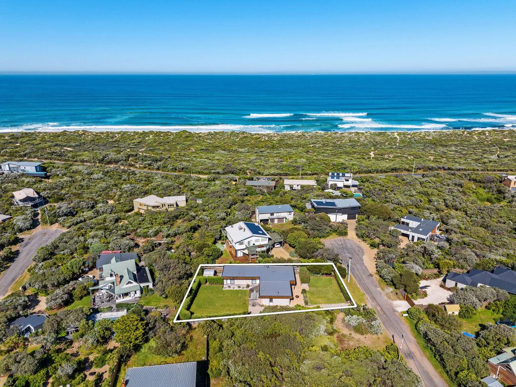 14 Claudius Ct, St Andrews Beach, VIC 3941