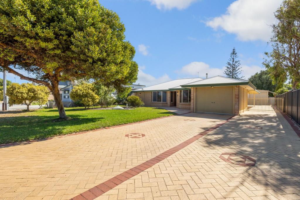 16 Beacon Rd, Lancelin, WA 6044