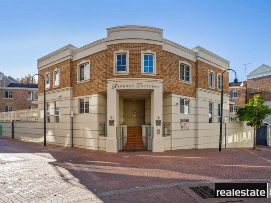 11/32 Eastbrook Tce, East Perth, WA 6004