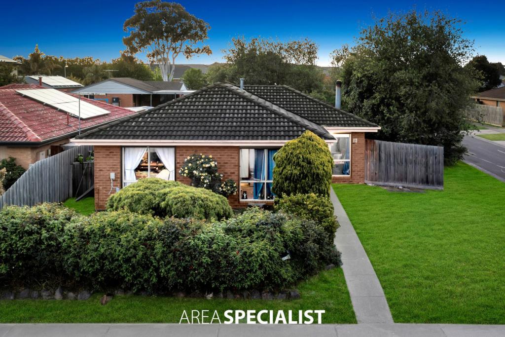 113 MONAHANS RD, CRANBOURNE WEST, VIC 3977