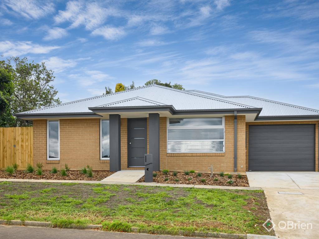 2b Edward St, Drouin, VIC 3818