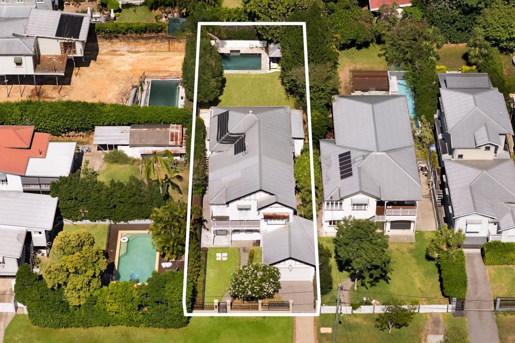10 Brickfield St, Windsor, QLD 4030