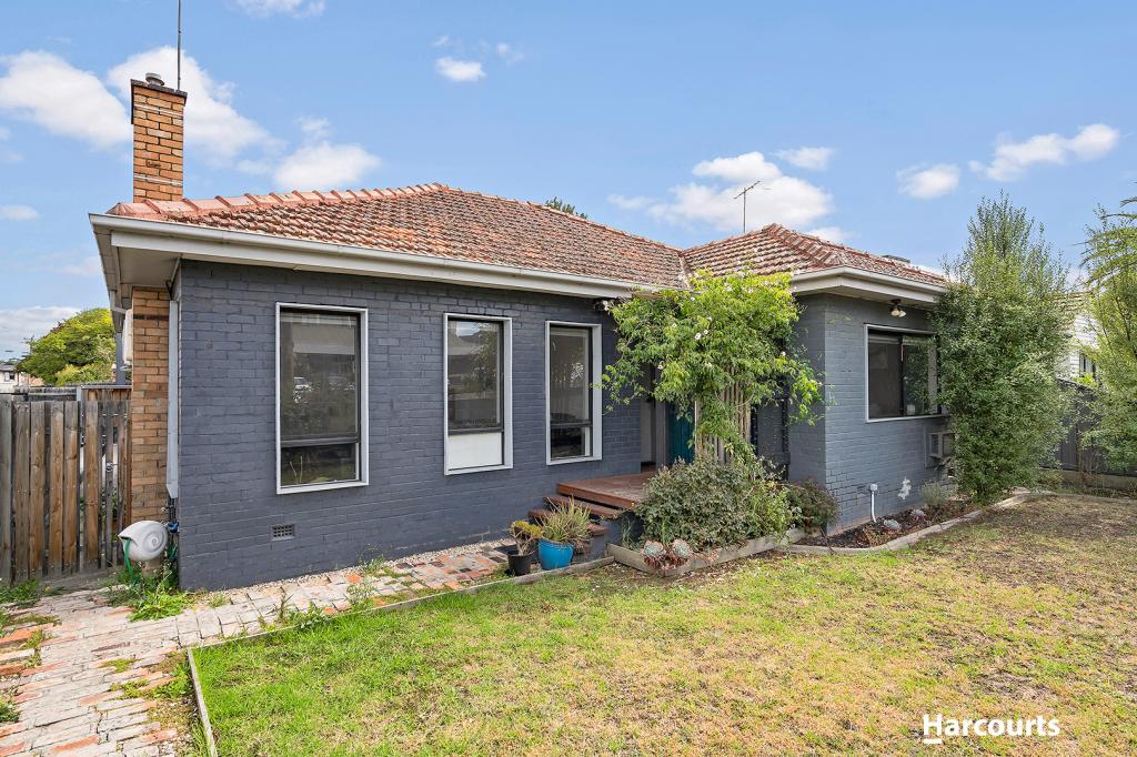 571 Pascoe Vale Rd, Oak Park, VIC 3046