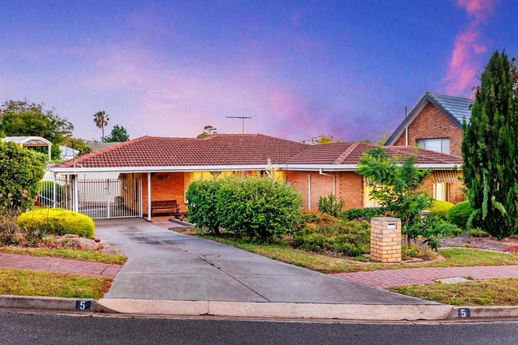 5 Hyde Pl, Christies Beach, SA 5165