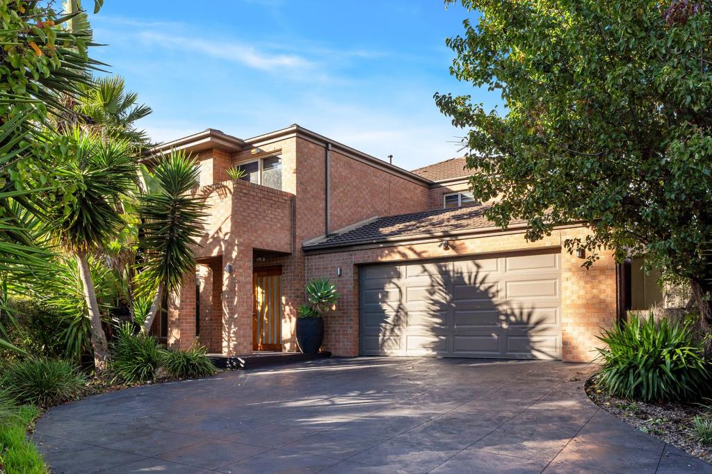 8 Moonah Pl, Craigieburn, VIC 3064