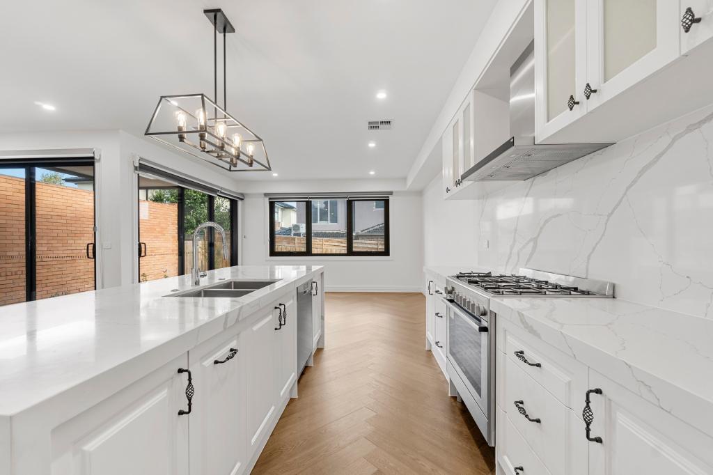 16 Monaco St, Doncaster, VIC 3108