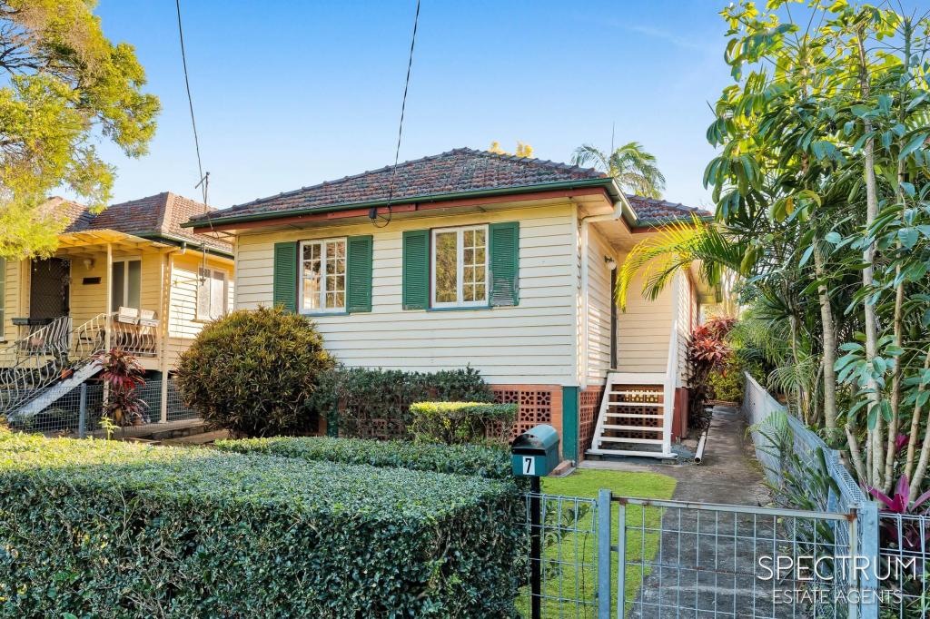7 Bristol Rd, Kedron, QLD 4031