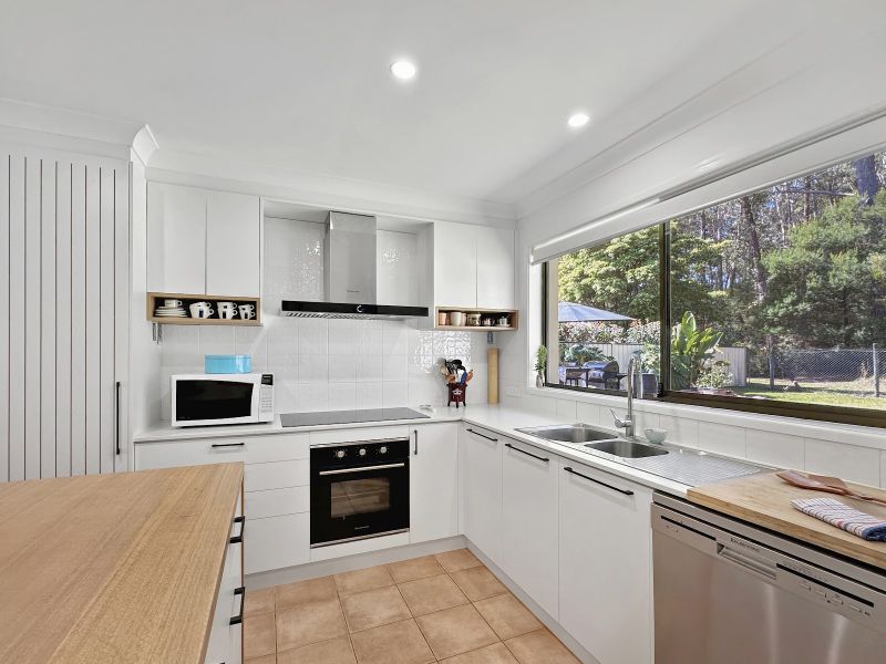 30 Newth Pl, Surf Beach, NSW 2536
