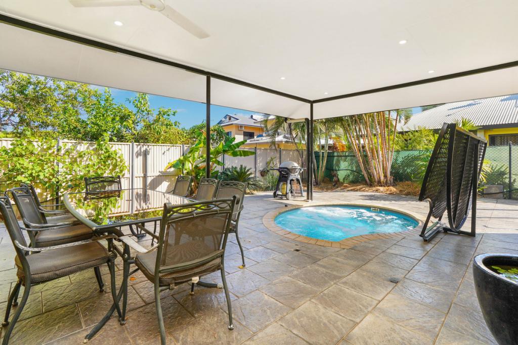 14 VILLAFLOR CRES, WOOLNER, NT 0820