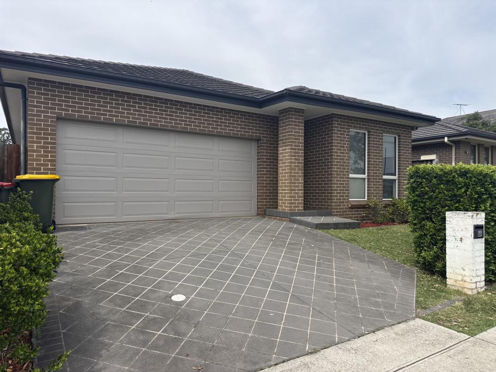 64 Gawler Ave, Minto, NSW 2566