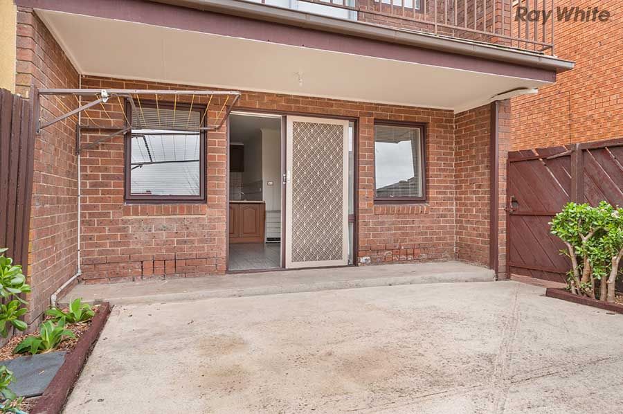 2/14 John St, St Albans, VIC 3021