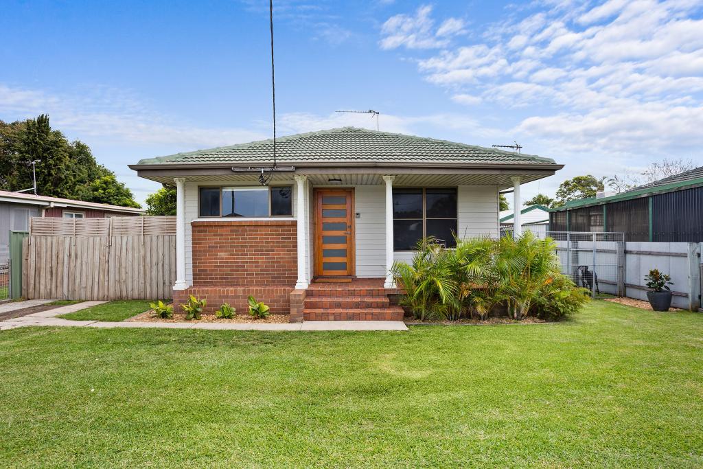 44 Lake Entrance Rd, Warilla, NSW 2528