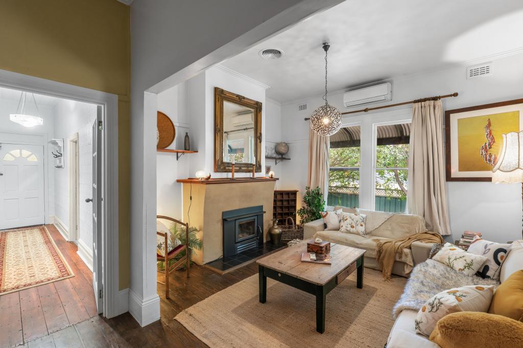 17 COWSLIP ST, VIOLET TOWN, VIC 3669