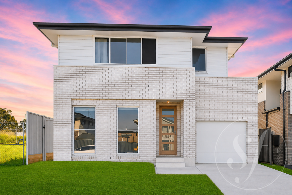 4 Levade Ave, Box Hill, NSW 2765