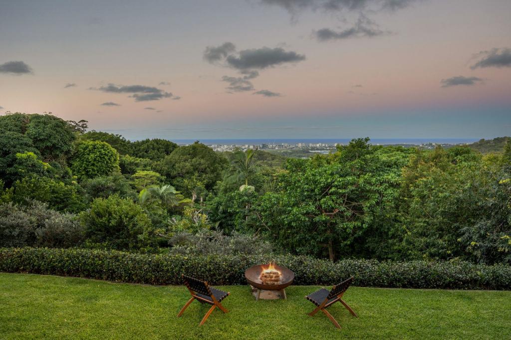 10 Golf St, Buderim, QLD 4556