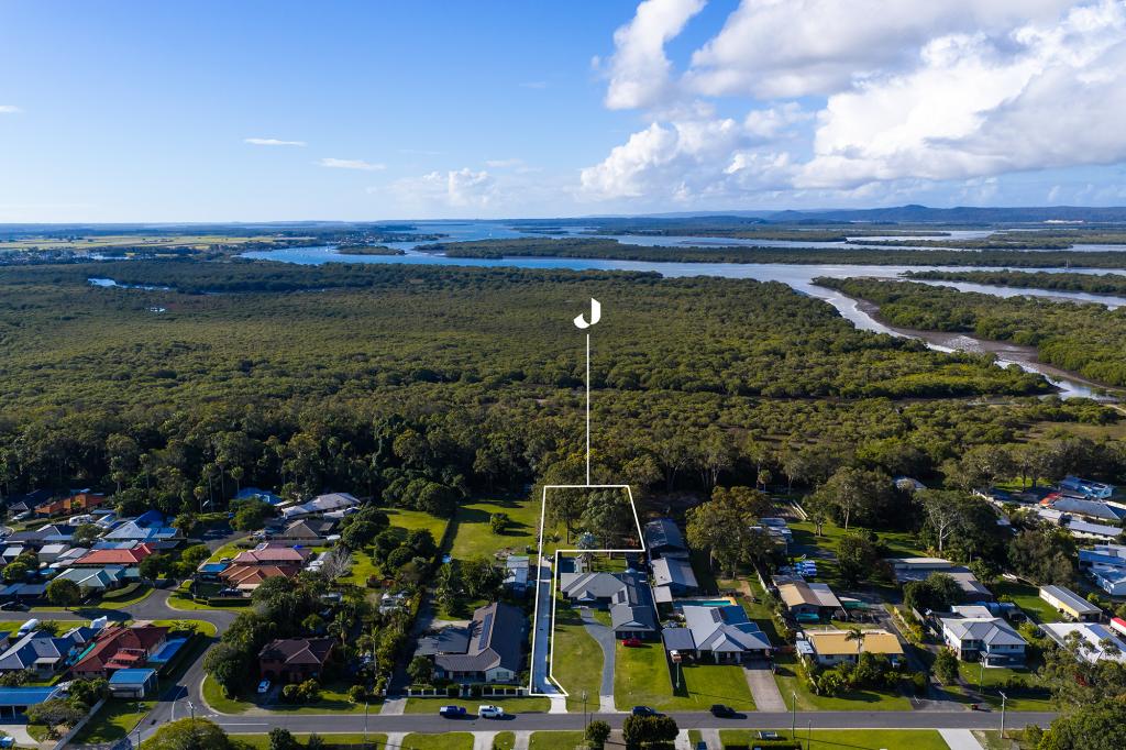 50 PELICAN PDE, JACOBS WELL, QLD 4208