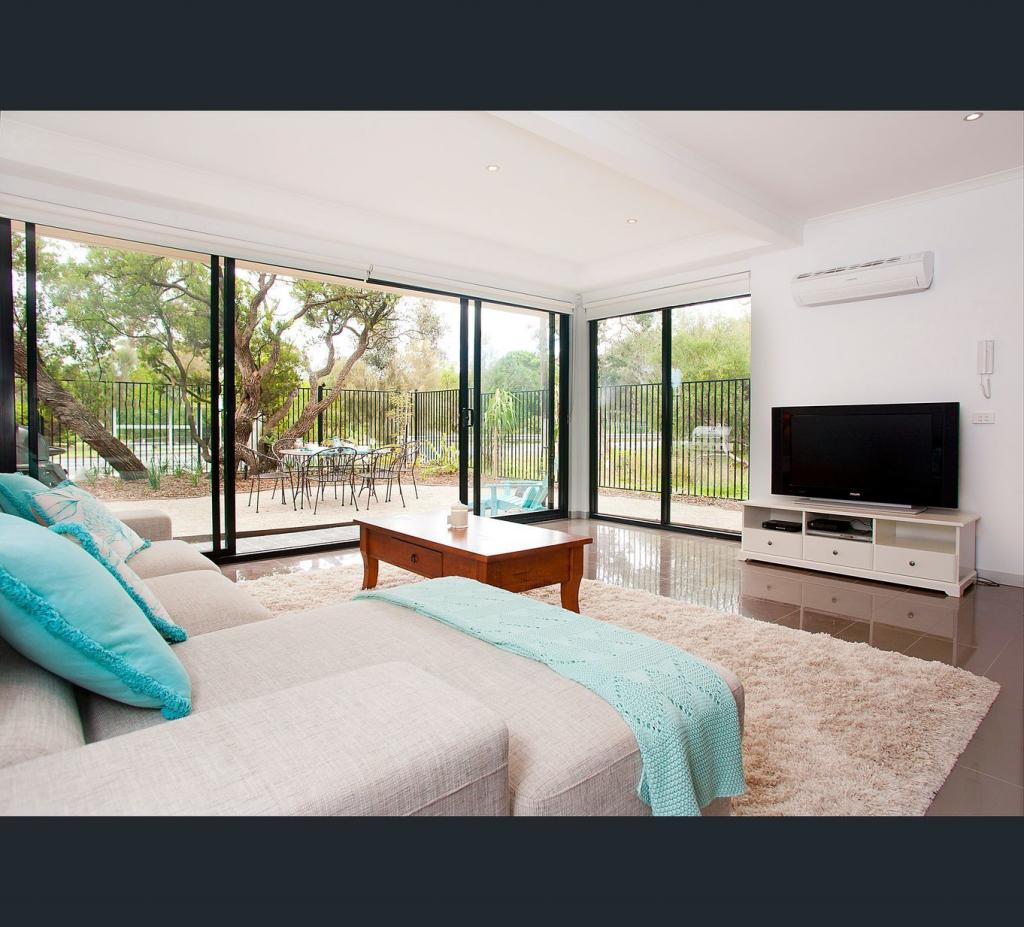4/1587 POINT NEPEAN RD, CAPEL SOUND, VIC 3940