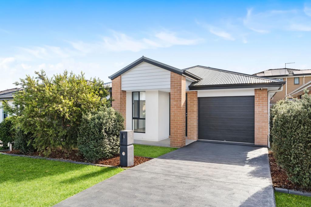 4 Cain Ave, Gregory Hills, NSW 2557