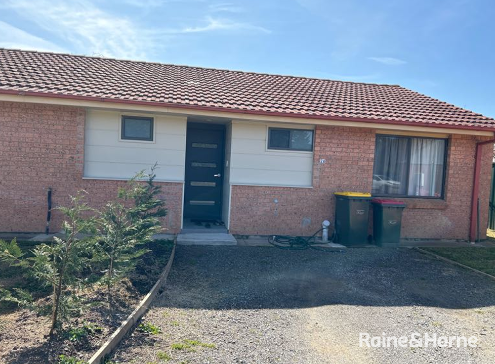 13b Wollondilly Ave, Goulburn, NSW 2580