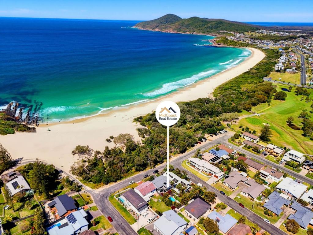5 SURFRIDERS PROM, FORSTER, NSW 2428