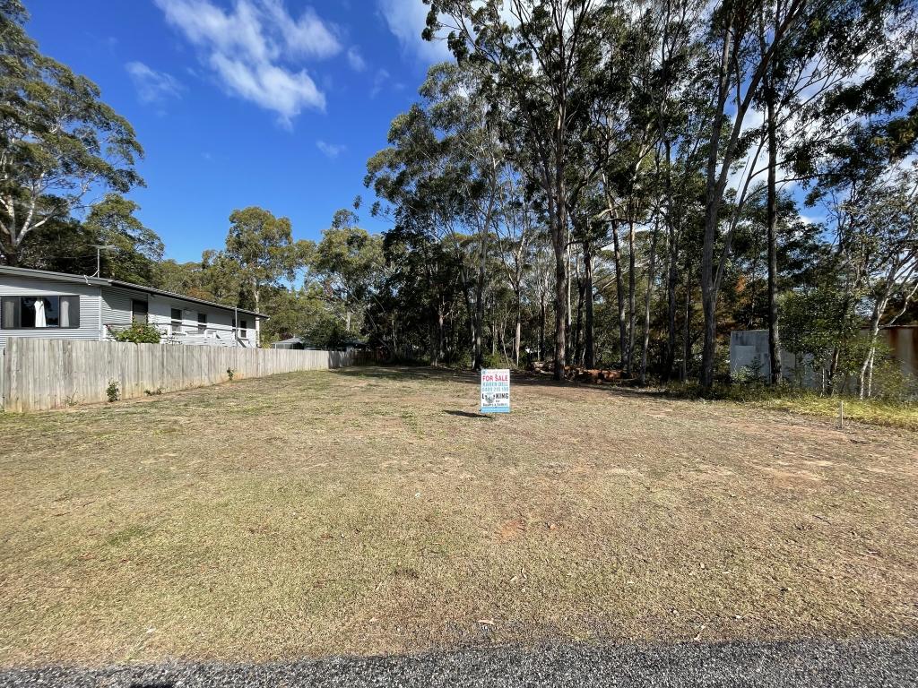 22 PIA ST, RUSSELL ISLAND, QLD 4184