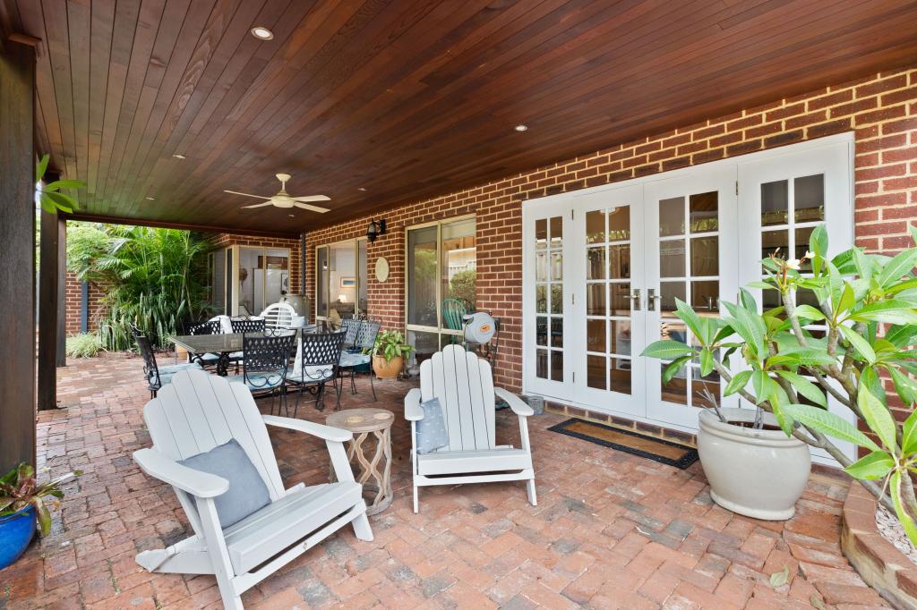 226 Dampier Ave, Kallaroo, WA 6025