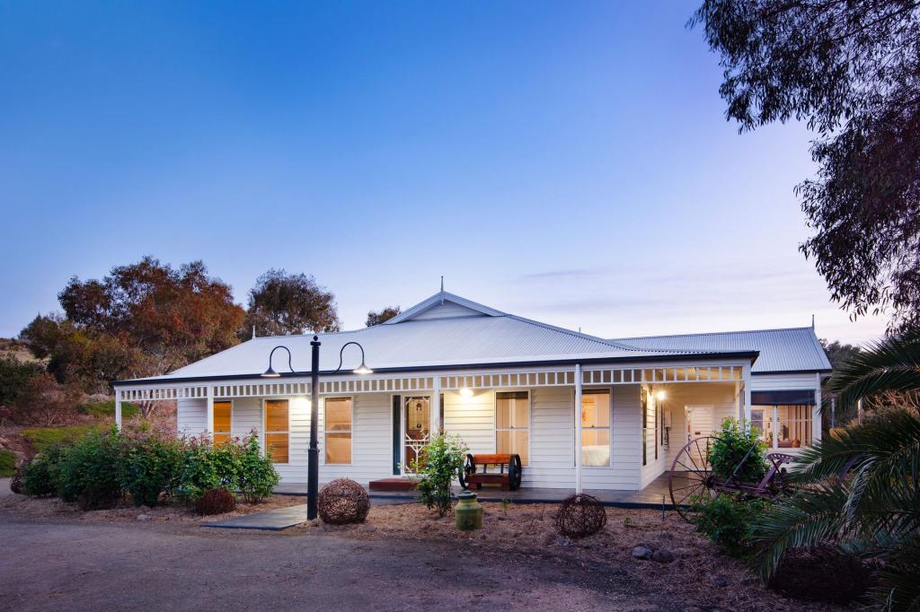 37 Brownes Lane, Axedale, VIC 3551
