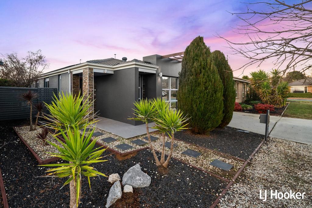 4 De Mole St, Dunlop, ACT 2615