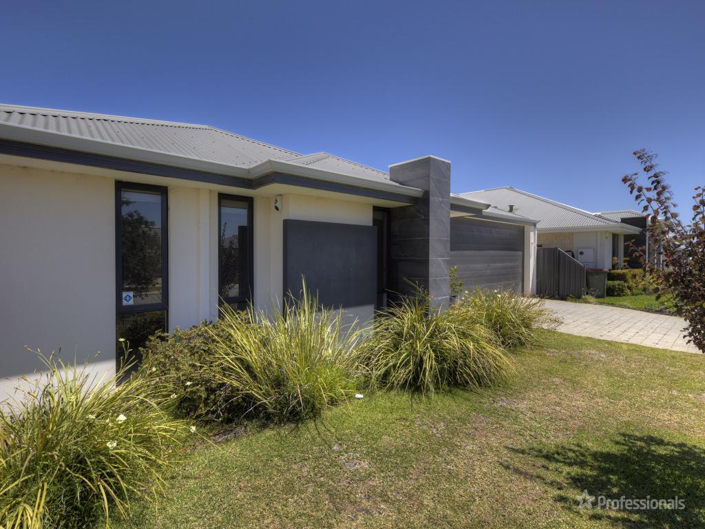 9 SPLENDOR AVE, EGLINTON, WA 6034