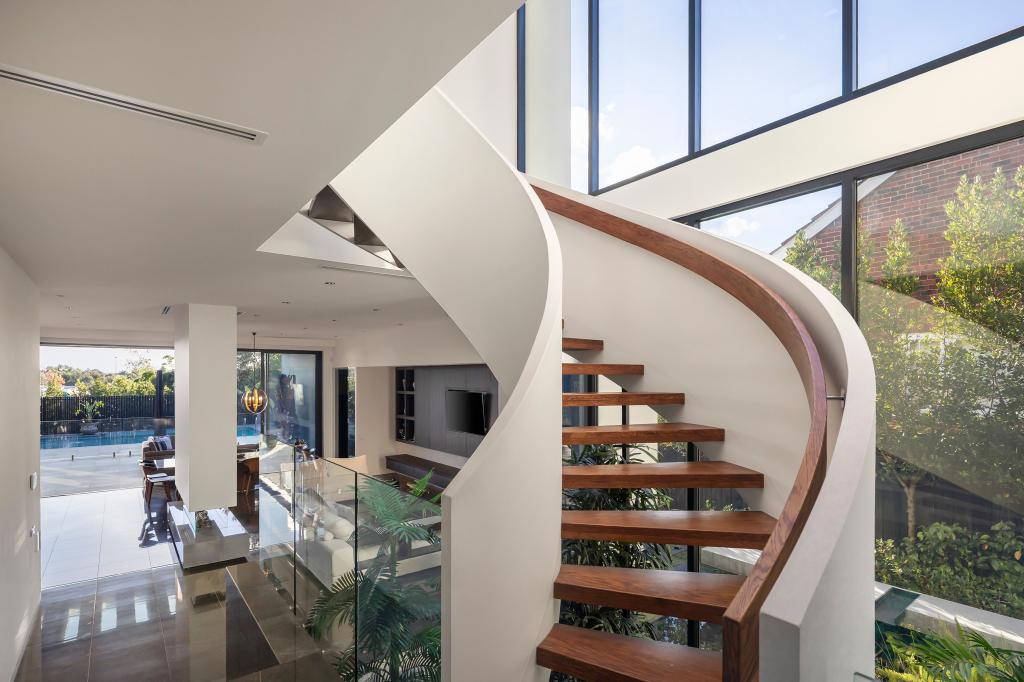 33 Munro St, Kew East, VIC 3102