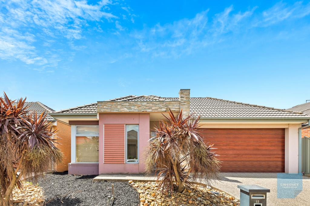 11 Rutherglen Way, Caroline Springs, VIC 3023