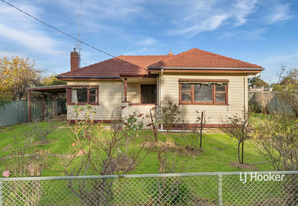 74 Gavan St, Broadford, VIC 3658