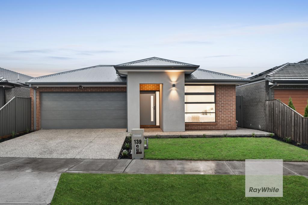 139 Blossom Dr, Greenvale, VIC 3059