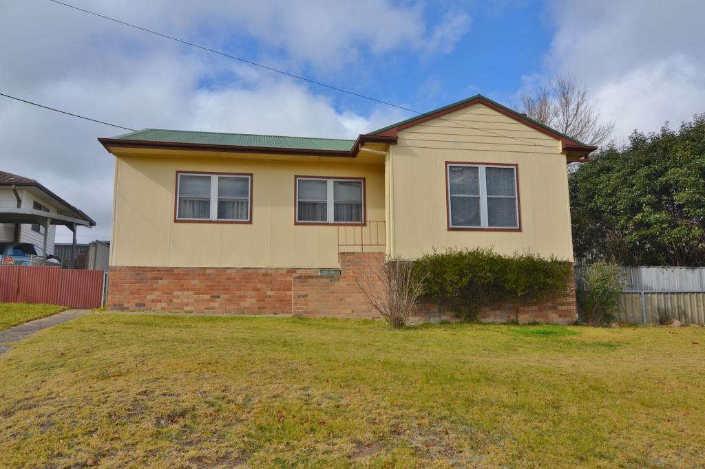 14 Stewart St, Bowenfels, NSW 2790