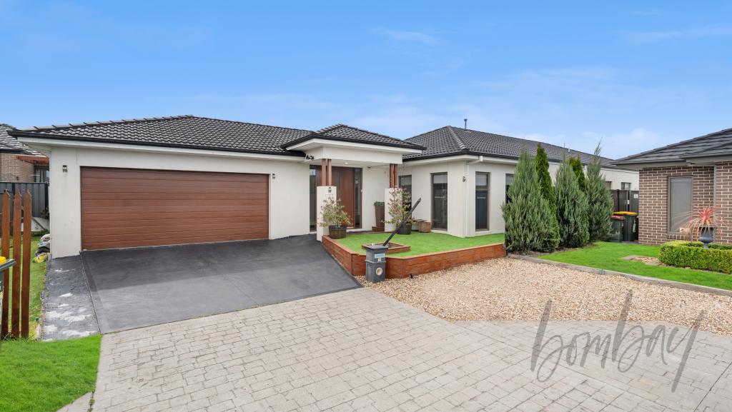 10 Bombala Cres, Craigieburn, VIC 3064