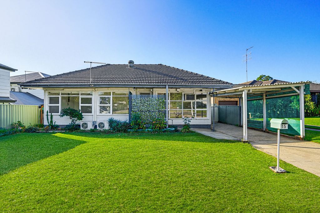 15 Cronin St, Penrith, NSW 2750