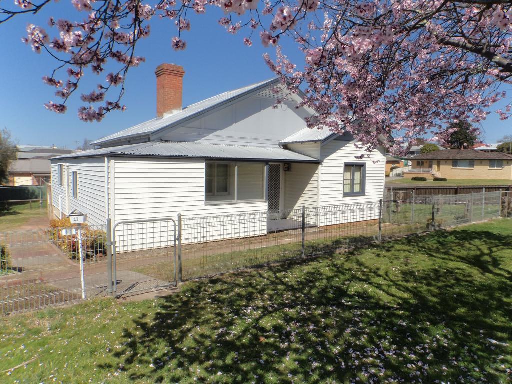 11 Coromandel St, Goulburn, NSW 2580