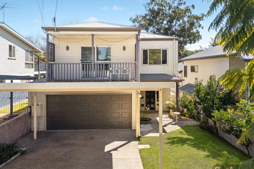 143 Pozieres Rd, Tarragindi, QLD 4121